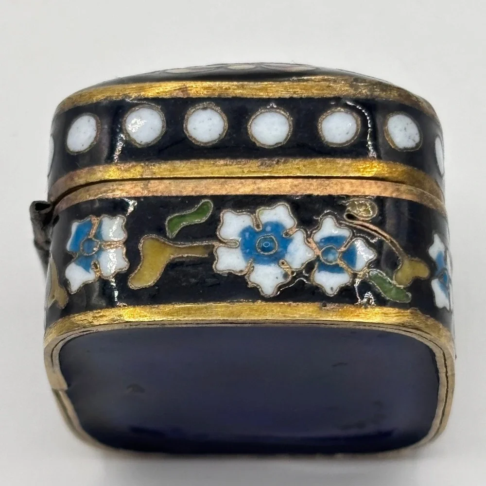 Vintage Cloisonné Multicolor Enamel Gold tone Trinket Pill Box 1.25
